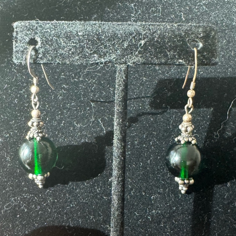 💚 Sterling Silver Green Glass Earrings | Vintage Boho Style | 925 Marked